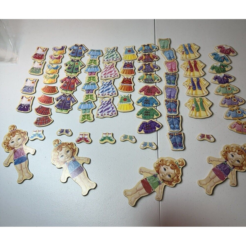 Wooden Magnetic Dress Up Dolls 67 Pieces Clothes 4 Dolls Homeschool Busy Work